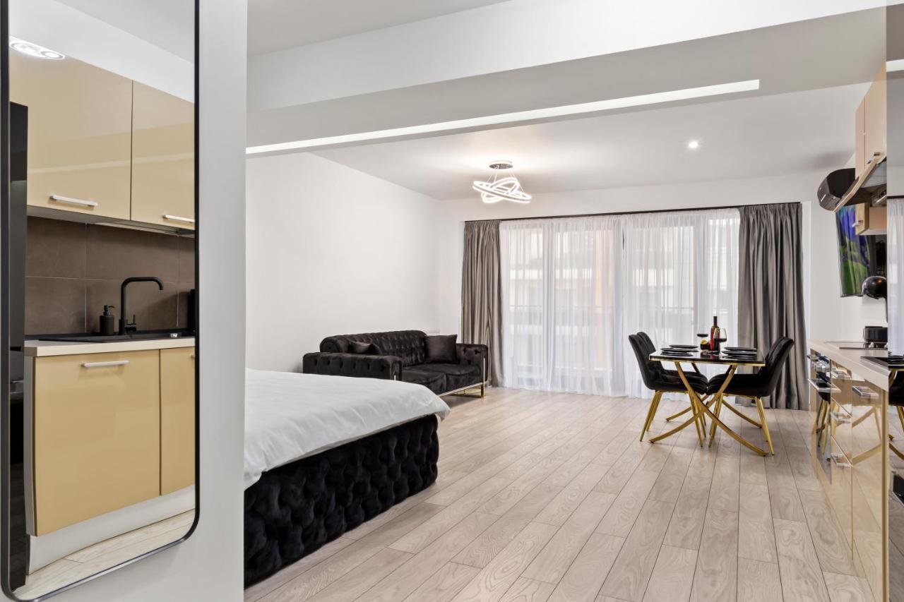 Central Deluxe By Rh Living Bucareste Exterior foto
