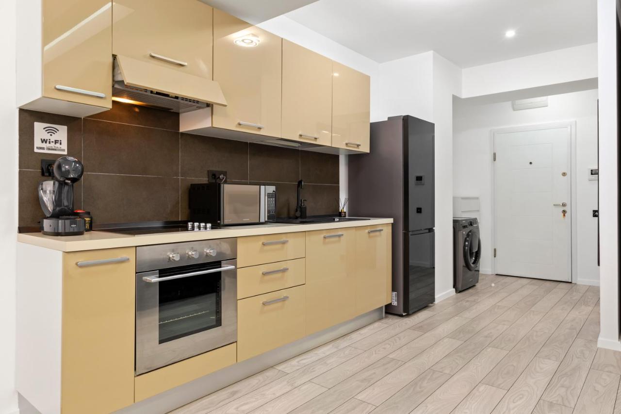 Central Deluxe By Rh Living Bucareste Exterior foto