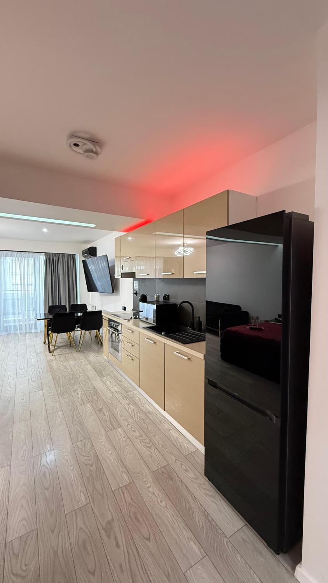Central Deluxe By Rh Living Bucareste Exterior foto